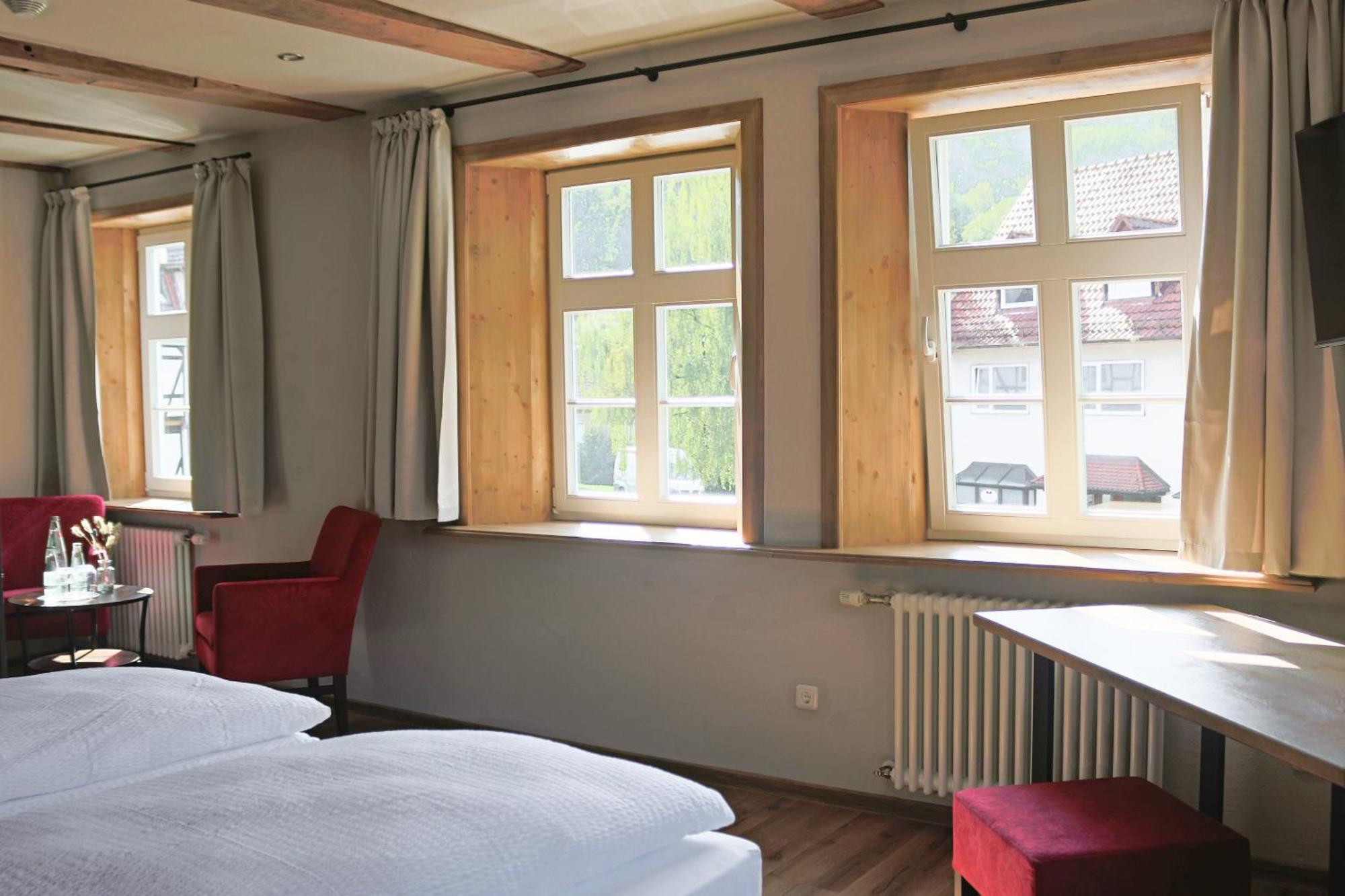 Landgasthof Koenig Von Preussen Helsa Esterno foto