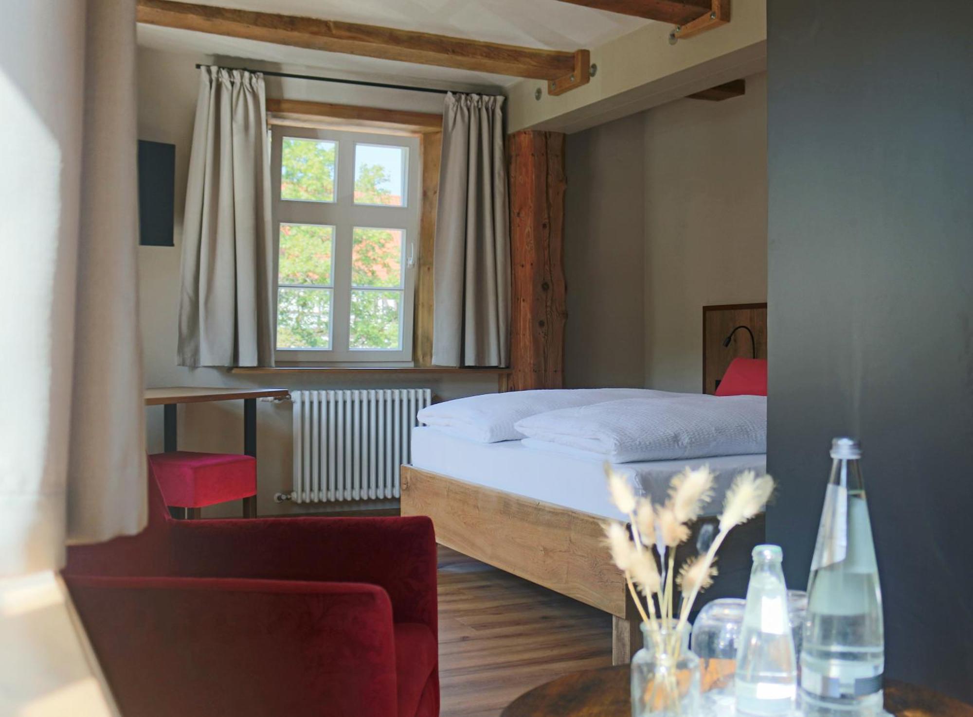 Landgasthof Koenig Von Preussen Helsa Esterno foto